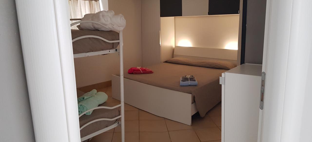 Beckye Apartman Terracina Kültér fotó
